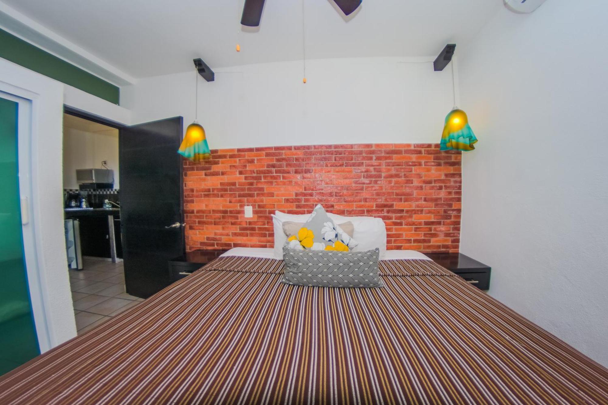 Hotel Suites Nadia Пуерто-Вальярта Екстер'єр фото